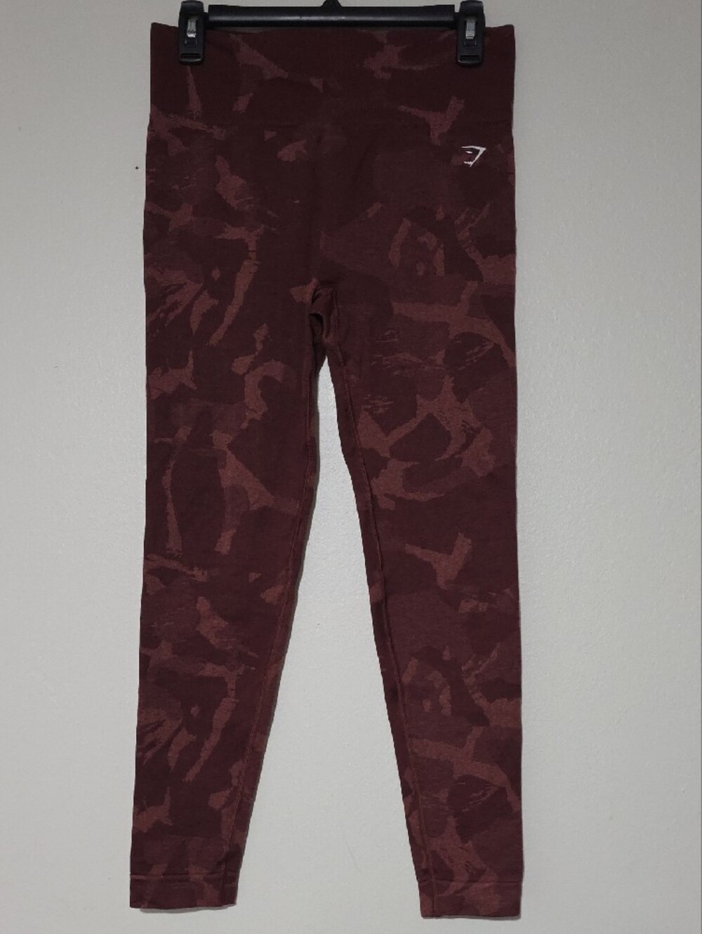 Gymshark Maroon Camo Seamless Leggings - Picture 3 of 6